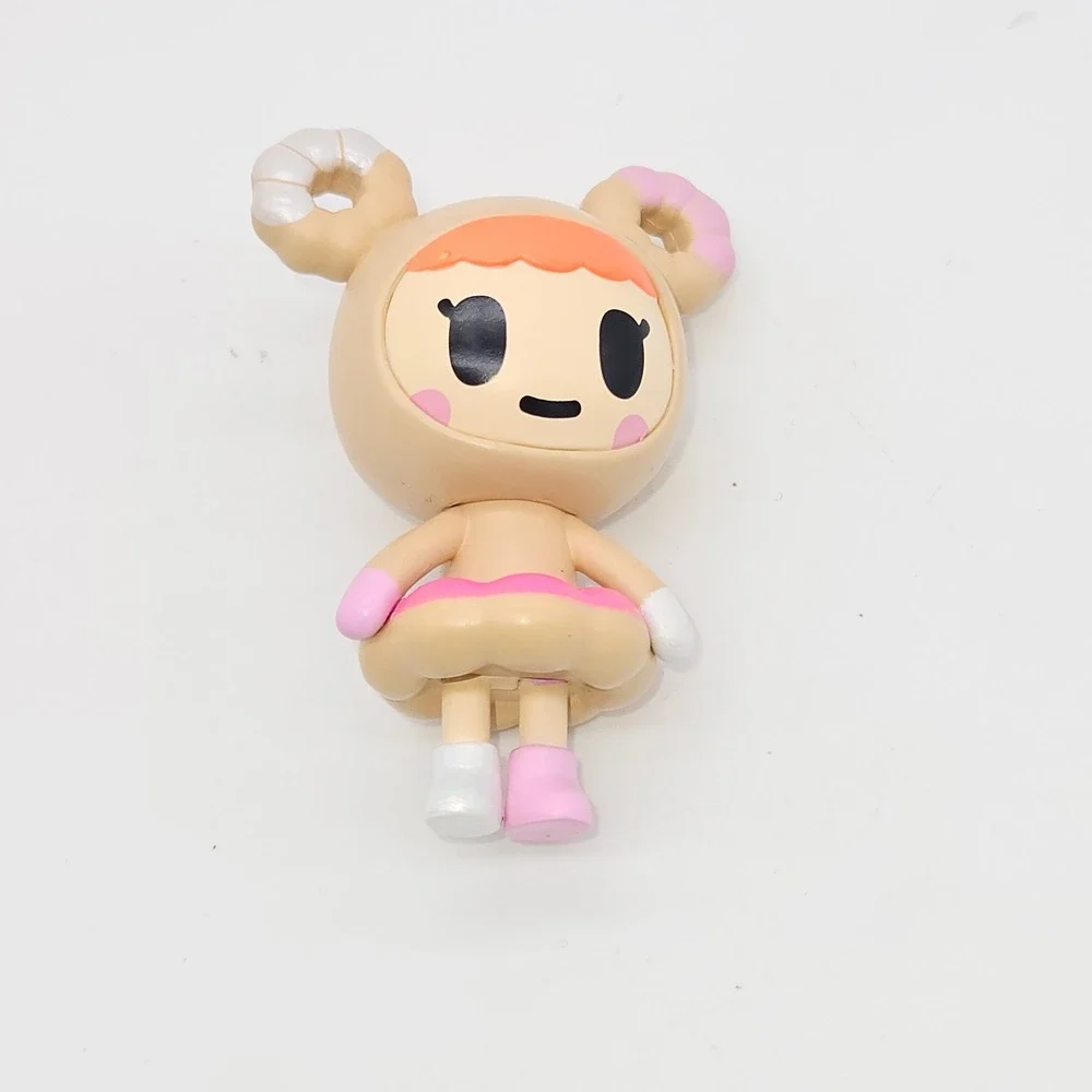 Tokidoki Donutella Mini Figure Unisex OS Tan Pink Donut Themed Vinyl Collectible
